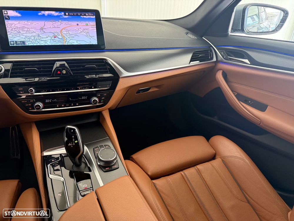 BMW 520 d Pack M Auto - 23