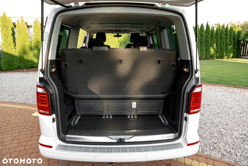 Volkswagen Multivan - 20