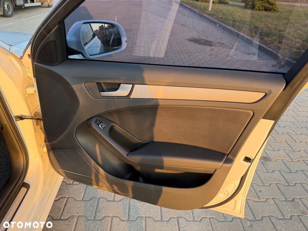 Audi A4 Limousine 2.0 TDI clean diesel Quattro S tronic - 19
