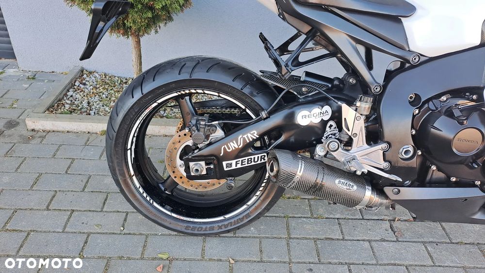 Honda CBR - 16