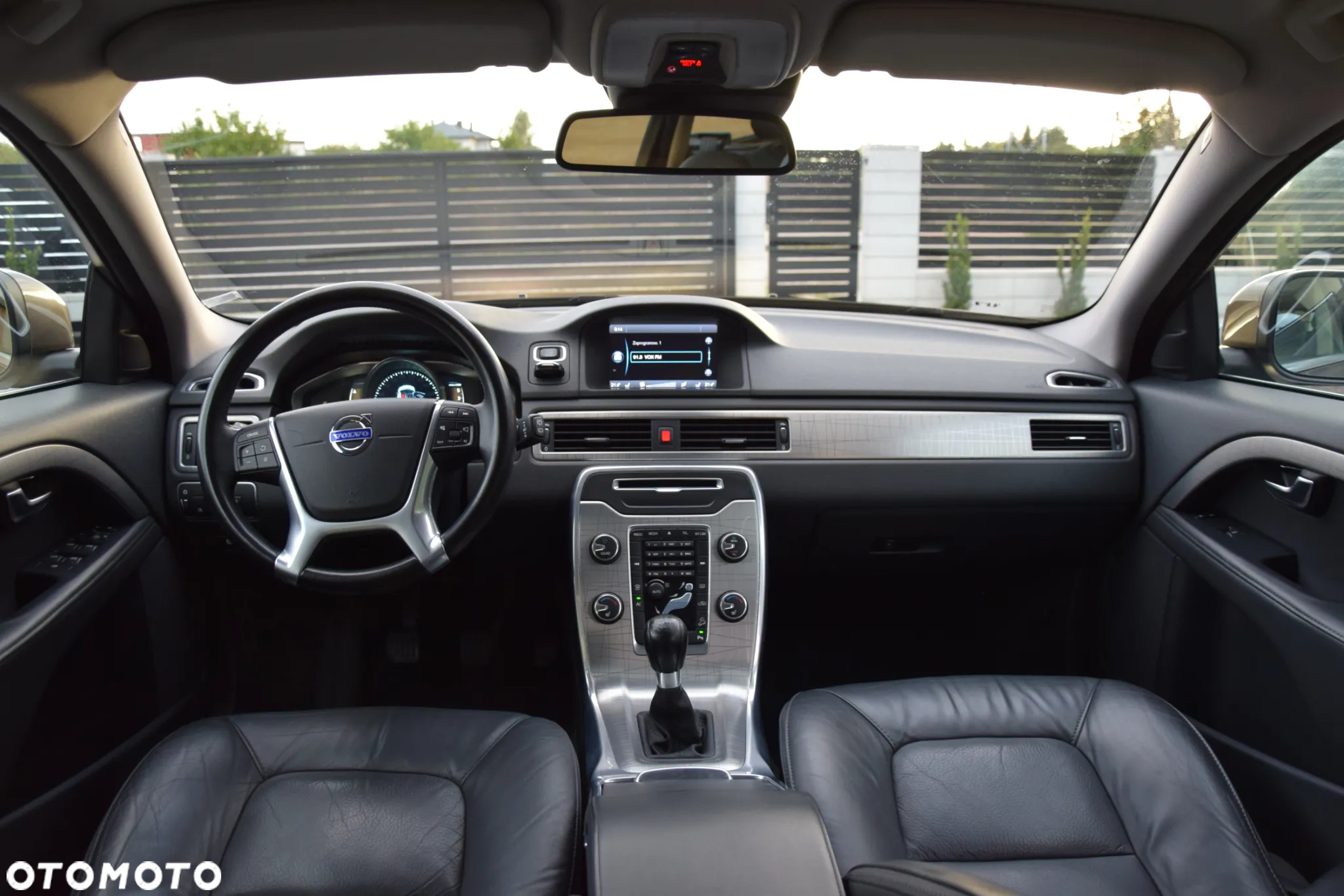 Volvo XC 70 2.4D AWD Momentum - 8