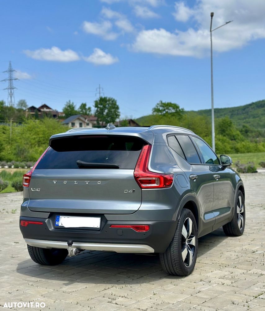 Volvo XC 40 D4 AWD Inscription - 4