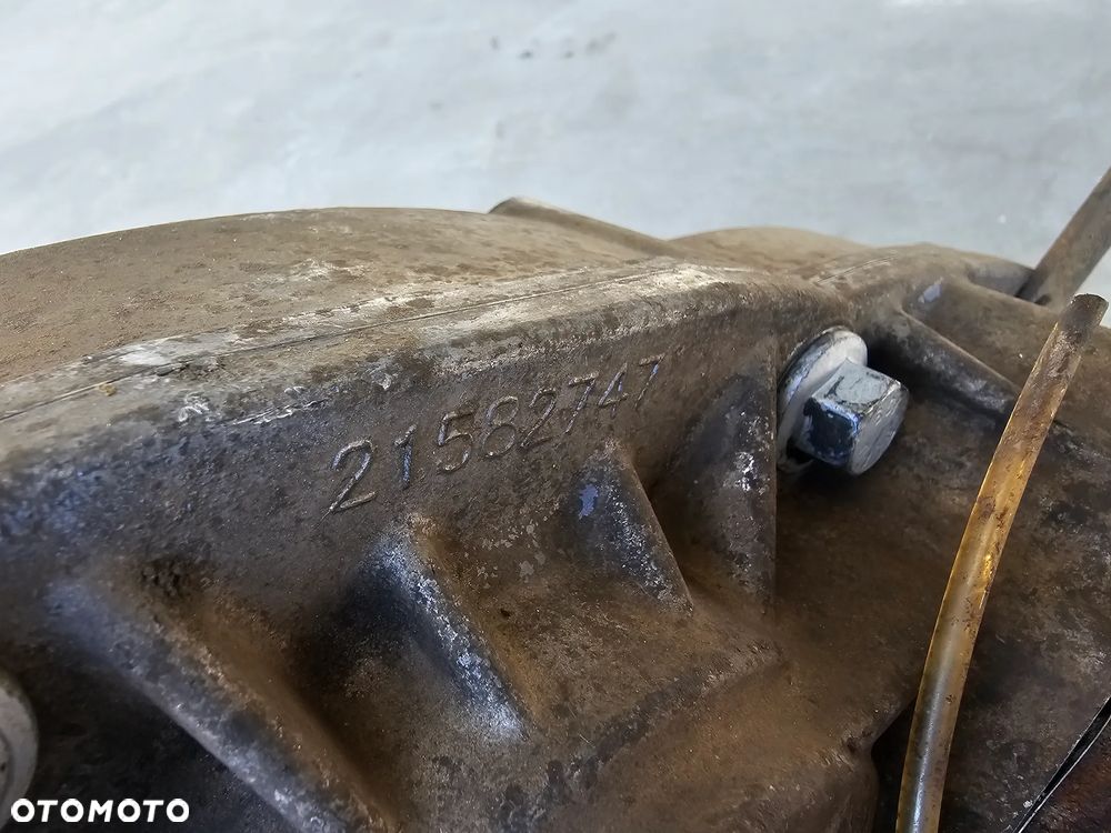 PRZYSTAWKA POMPA PTO WAŁEK VOLVO FH FM FH4 - 6