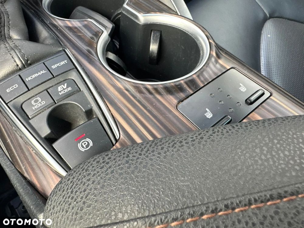 Toyota Camry 2.5 Hybrid Executive CVT - 15