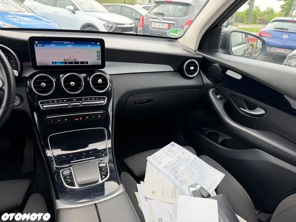 Mercedes-Benz GLC 300 e 4-Matic - 18