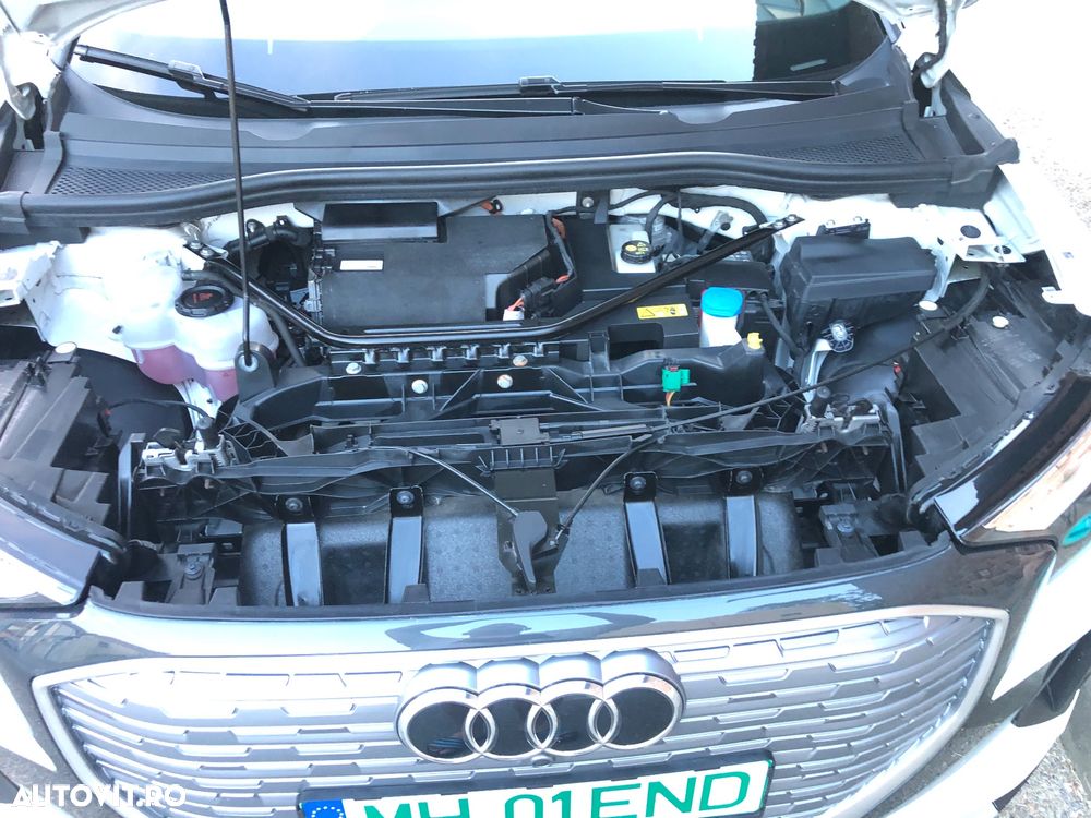 Audi Q4 Sportback e-tron - 11