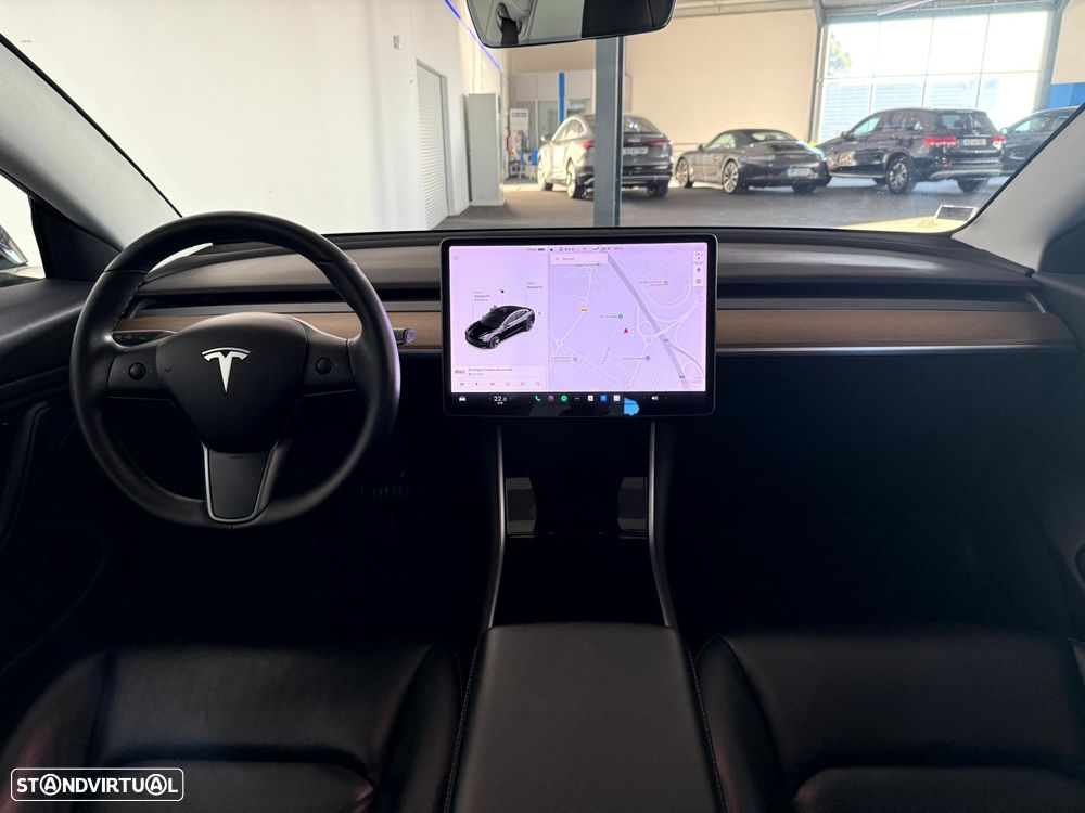 Tesla Model 3 - 14