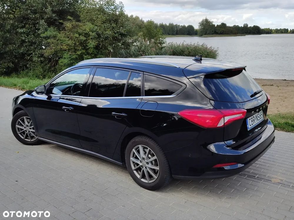 Ford Focus 1.0 EcoBoost Active - 23