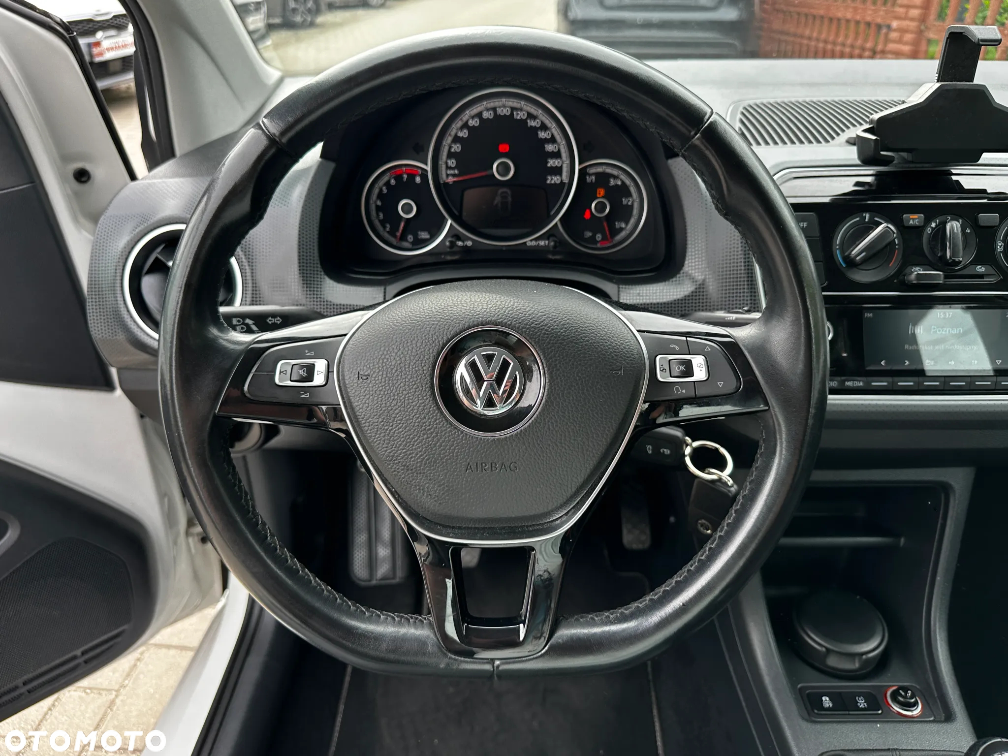 Volkswagen up! - 8