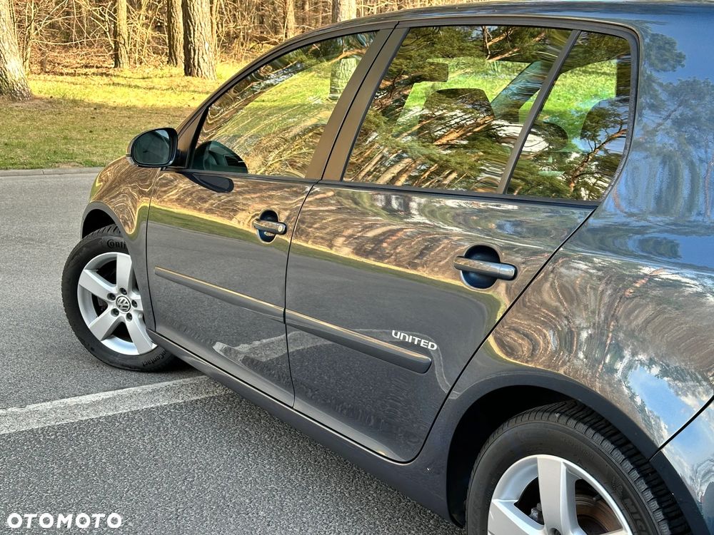 Volkswagen Golf 1.6 United - 17