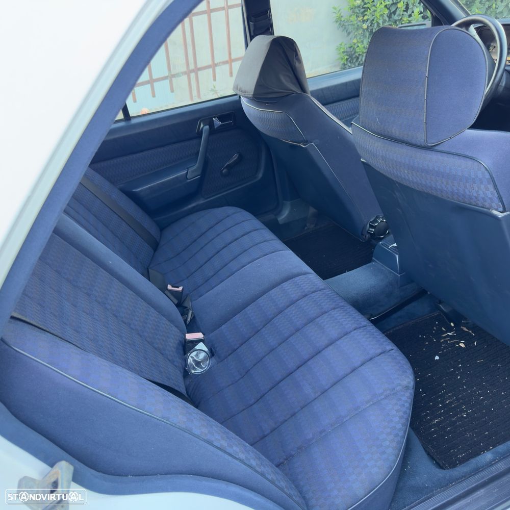 Mercedes-Benz A 190 - 10