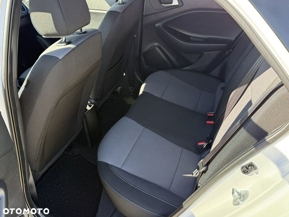 Hyundai i20 - 7