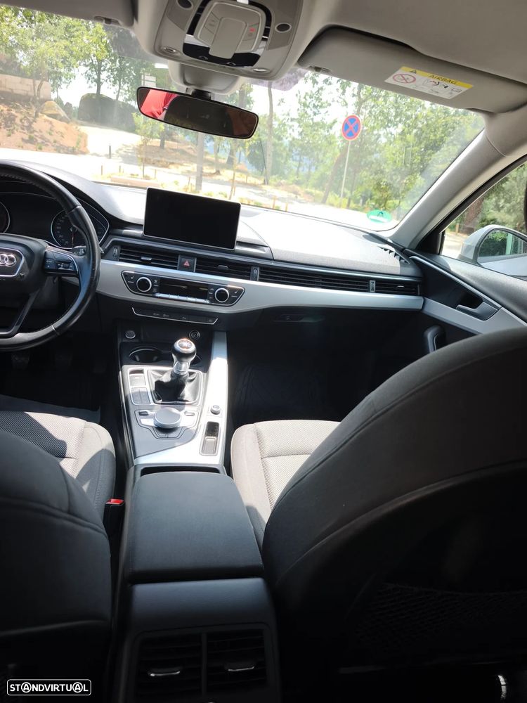 Audi A4 Avant - 11