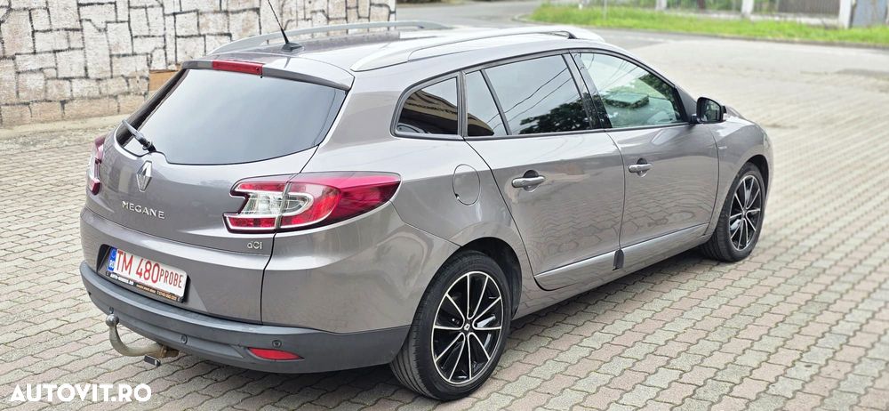 Renault Megane ENERGY dCi 110 Start & Stop Bose Edition - 4
