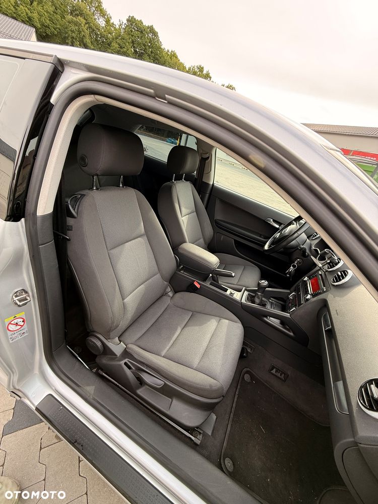 Audi A3 3-drzwiowe 1.4 TFSI Ambiente - 9