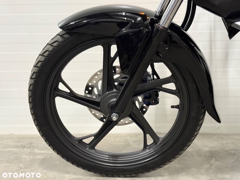 Honda CB - 24