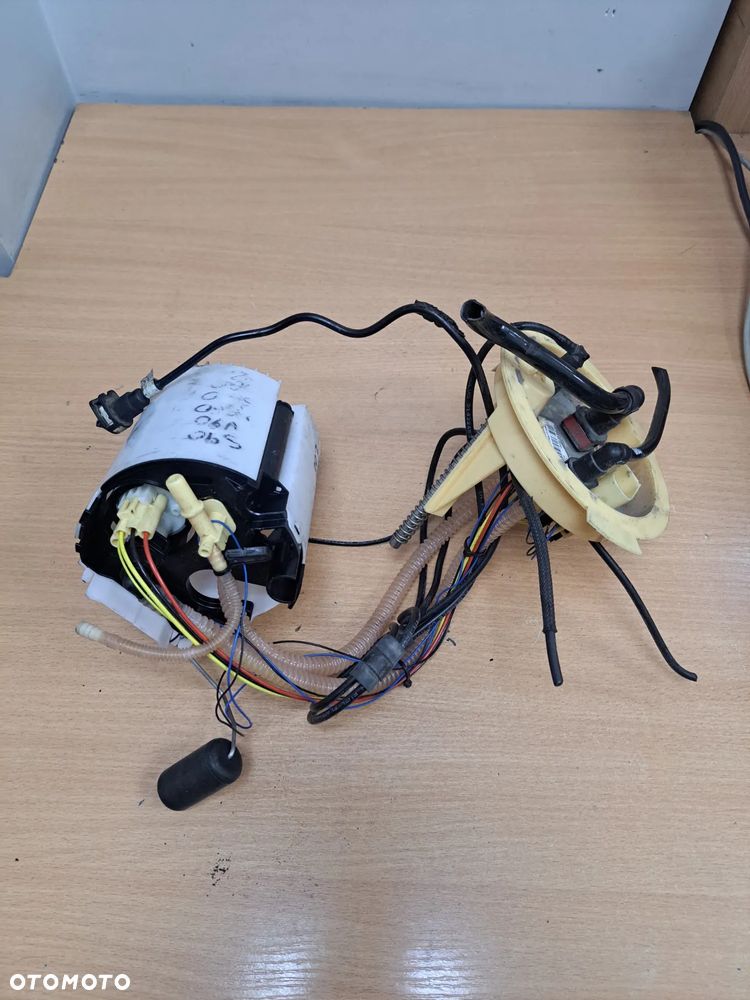 VOLVO S60 V60 XC60 2.0D POMPA PALIWA OE 31355908