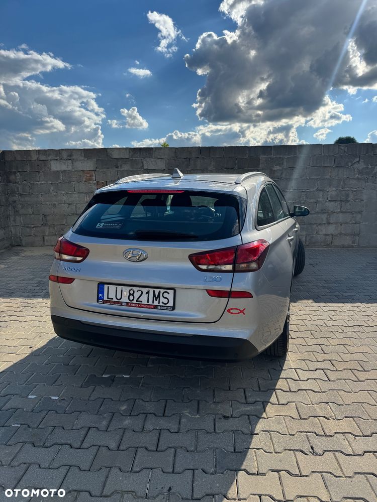Hyundai i30 1.5 DPI Modern - 12
