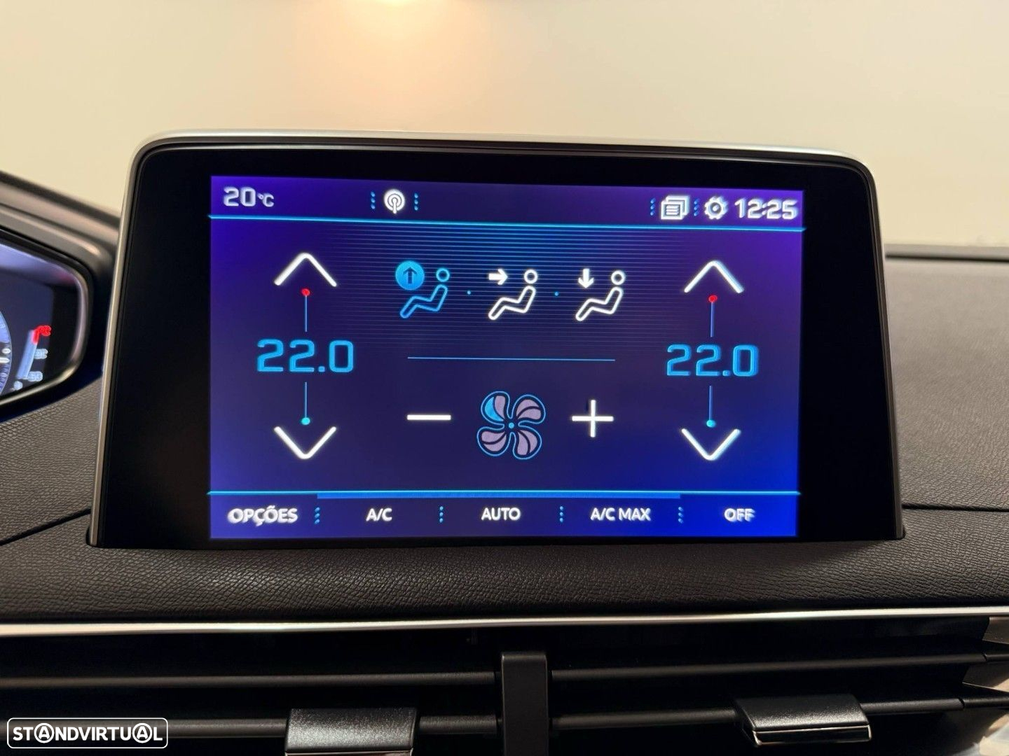 Peugeot 5008 1.5 BlueHDi GT EAT8 - 28