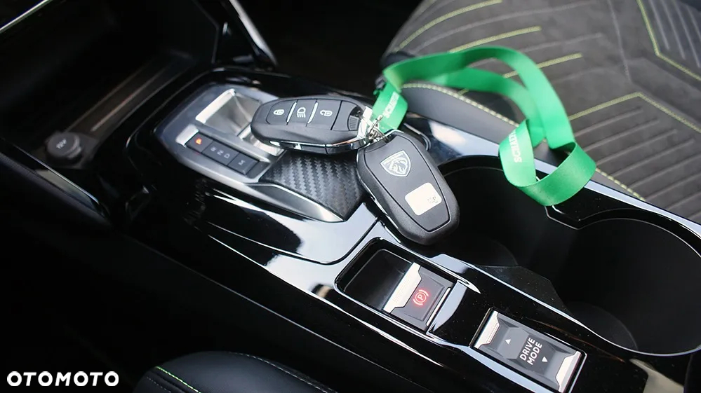 Peugeot 2008 1.2 PureTech GT S&S EAT8 - 10
