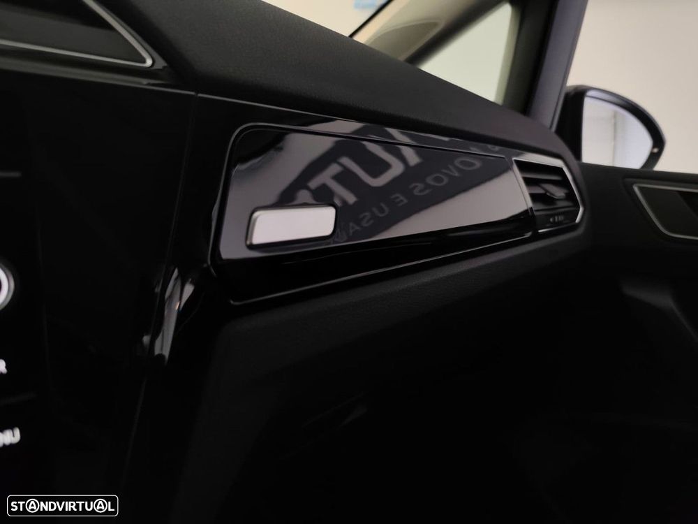 VW Touran 1.6 TDI Highline - 18