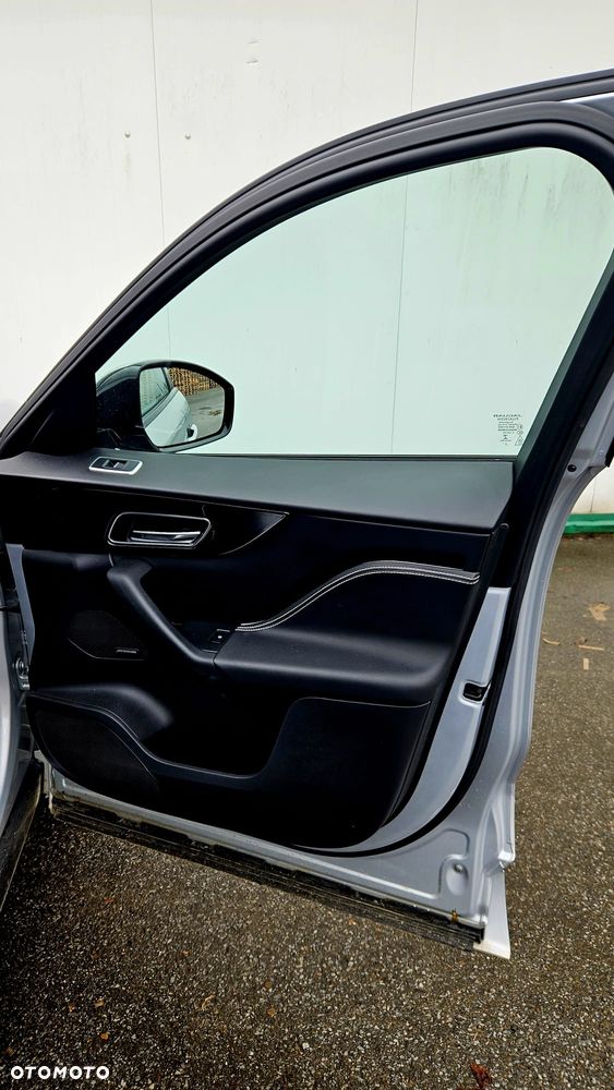 Jaguar F-Pace 2.0 i4D AWD R-Sport - 19