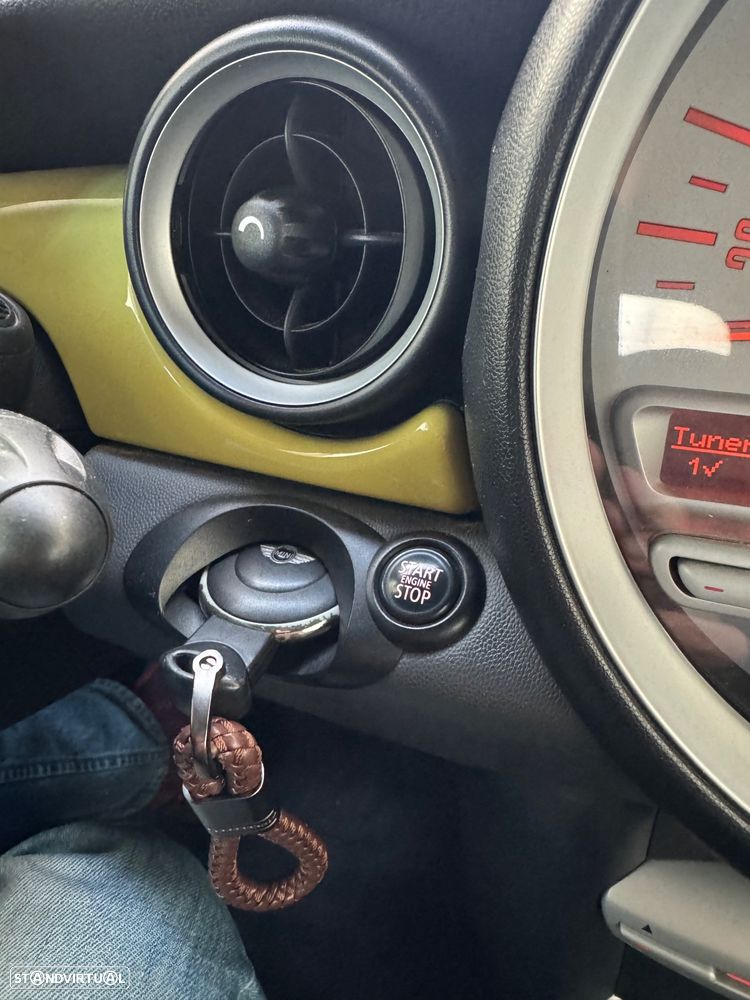 MINI Cabrio Cooper S - 16