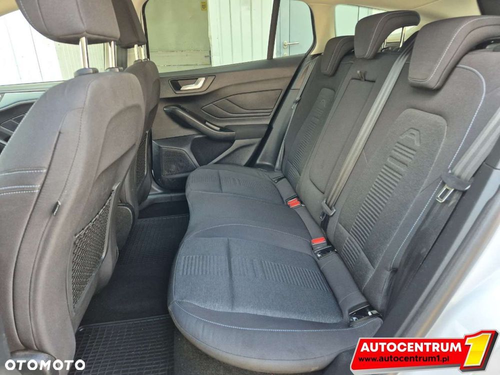 Ford Focus - 18