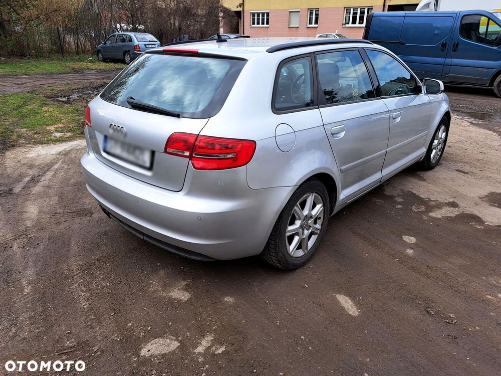 Audi A3 Sportback 1.4 TFSI Ambition - 4