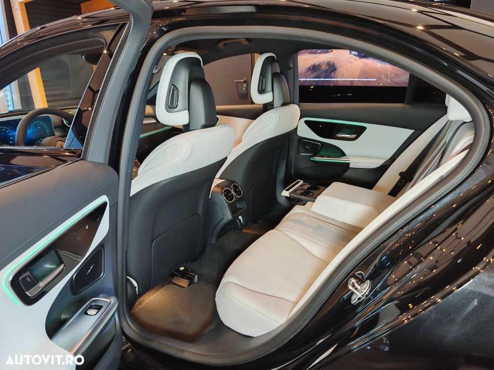 Mercedes-Benz C 300 e 4MATIC PHEV - 21