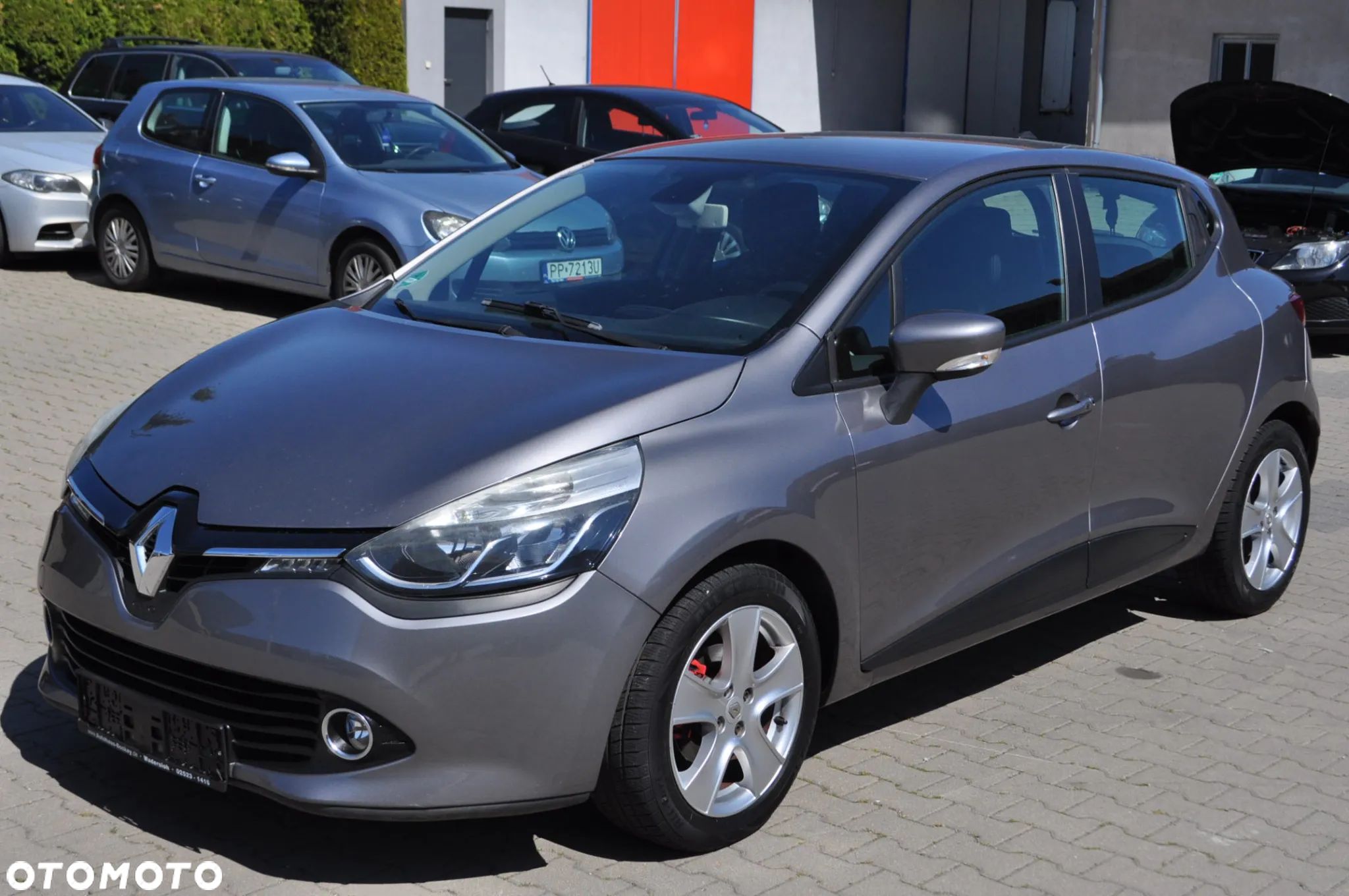 Renault Clio 1.2 16V Limited Plus - 1