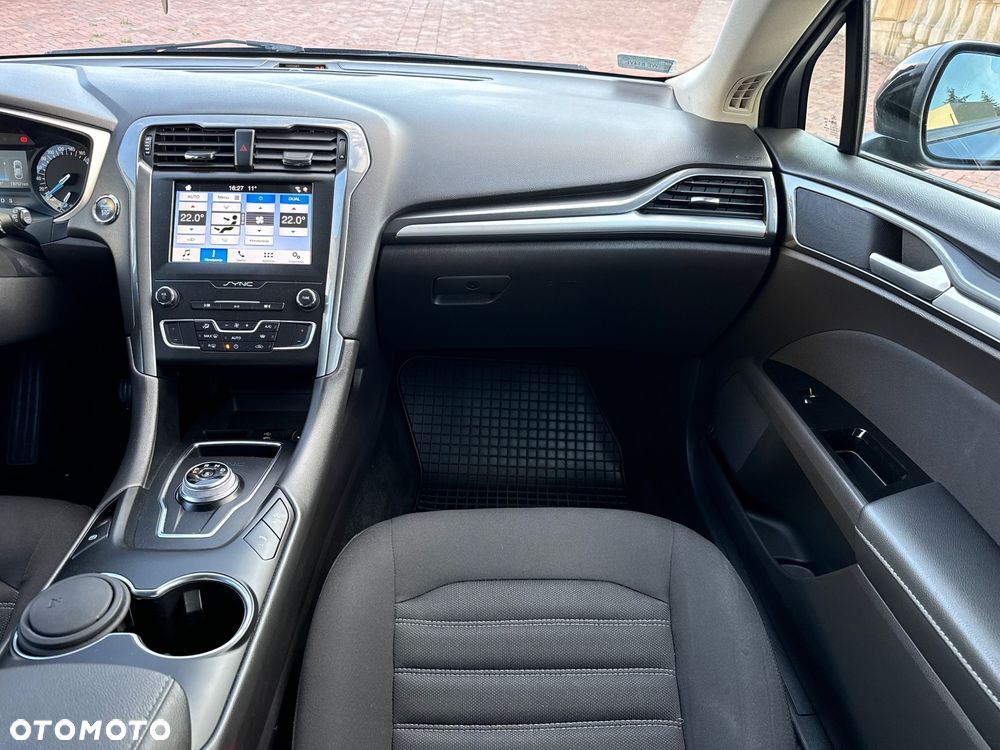 Ford Mondeo 2.0 EcoBlue Titanium - 33