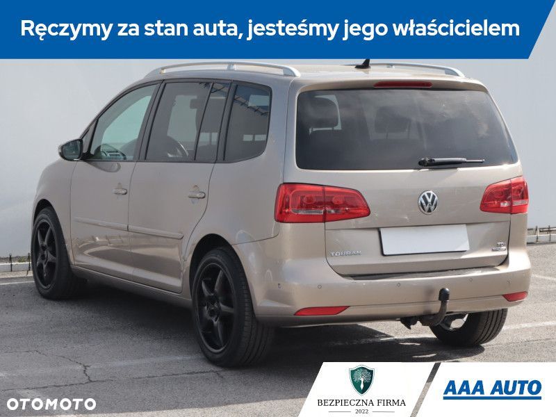 Volkswagen Touran - 6
