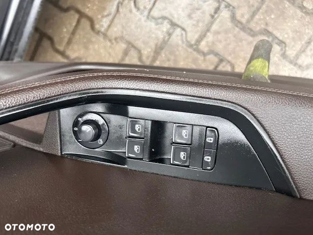 Skoda Superb 2.0 TDI SCR 4x4 L&K DSG - 28