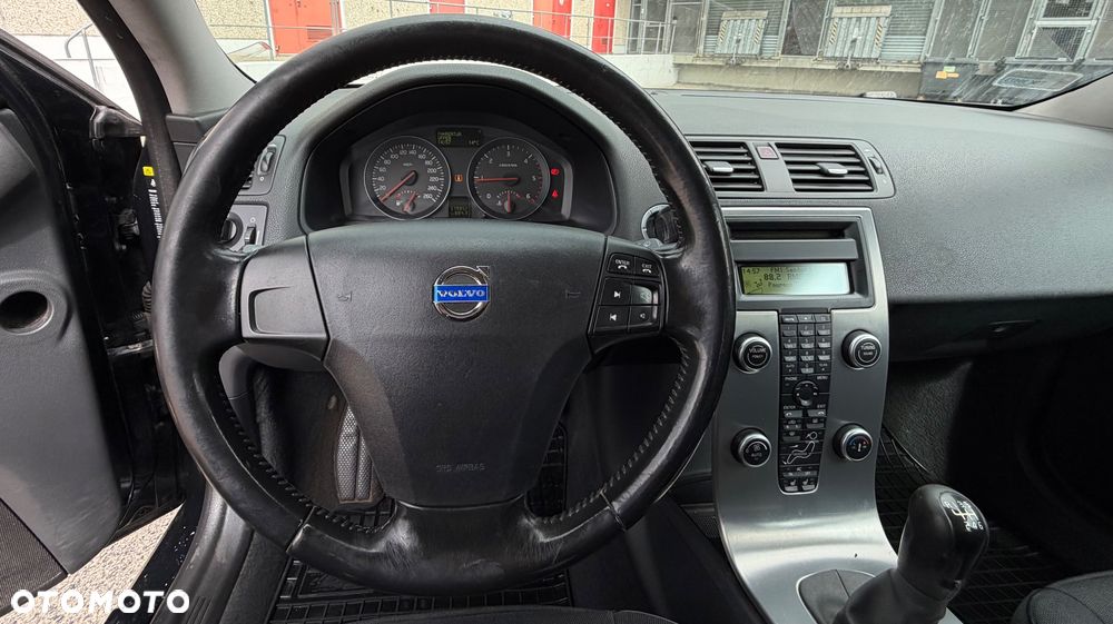 Volvo V50 2.0D Momentum - 7