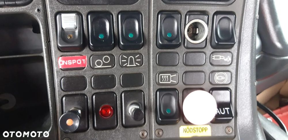 Scania P94 4x2 310 Stan Bardzo dobry nowe opony tacho tarczki - 28