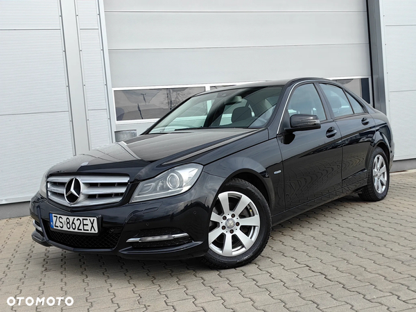 Mercedes-Benz Klasa C 180 CGI Automatik BlueEFFICIENCY