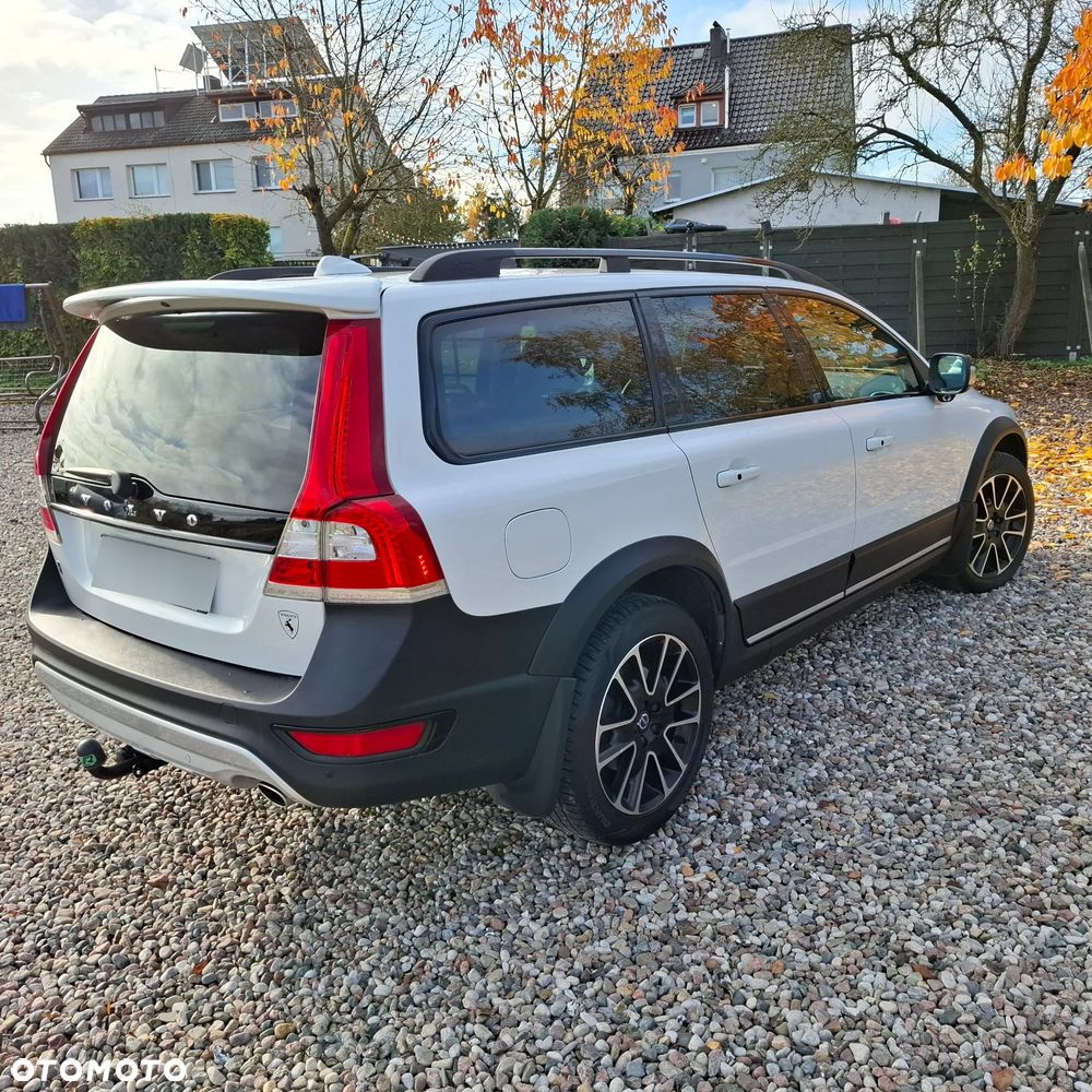 Volvo XC 70 - 1