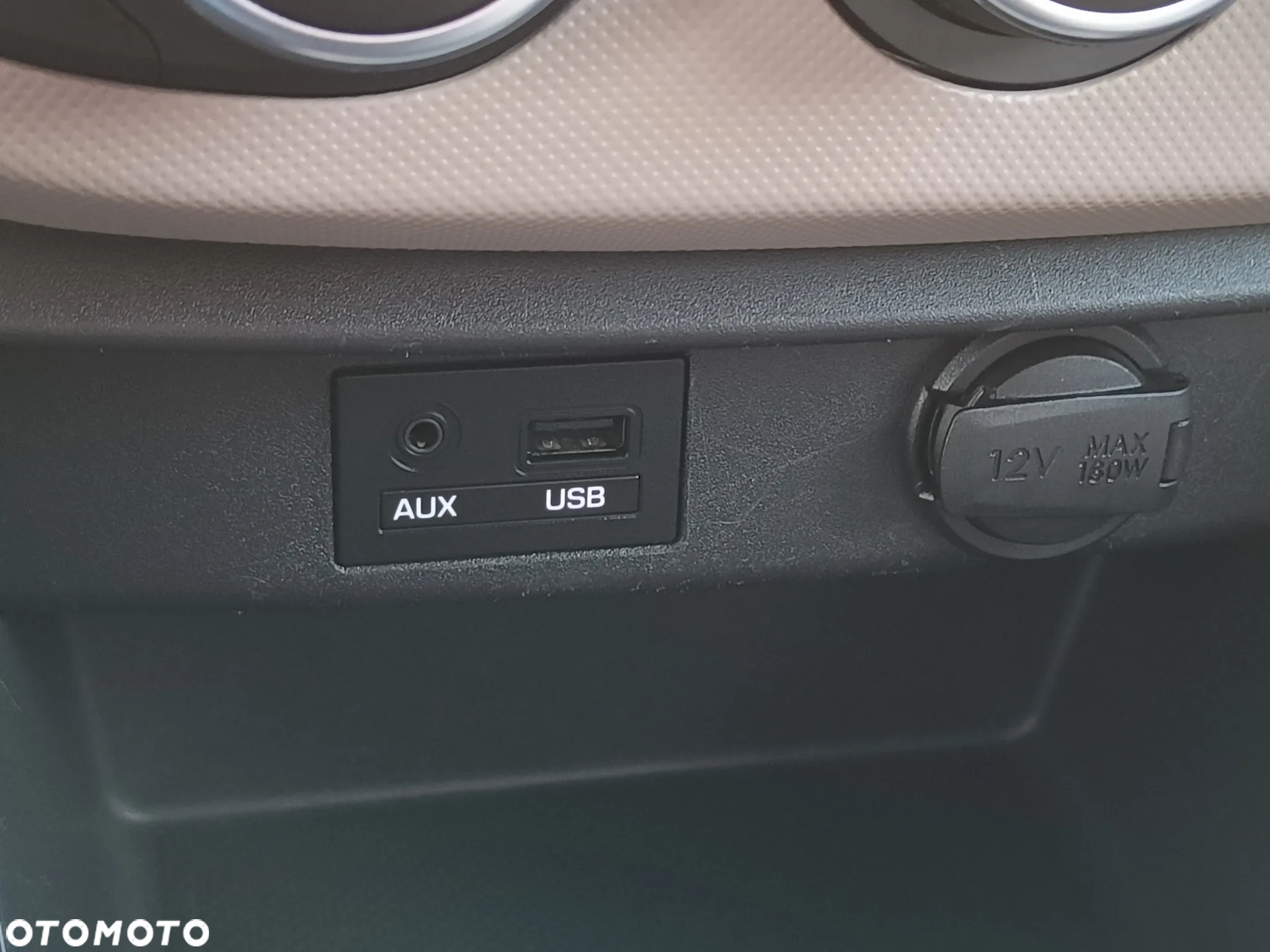 Hyundai i10 - 24