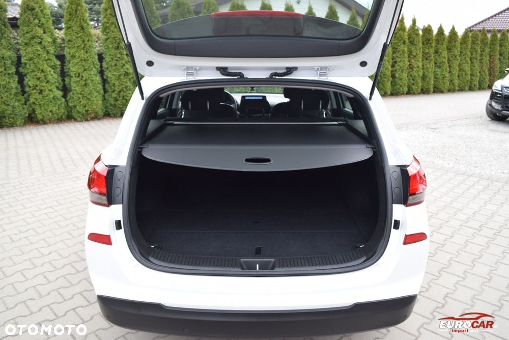 Hyundai i30 1.4 YES - 32