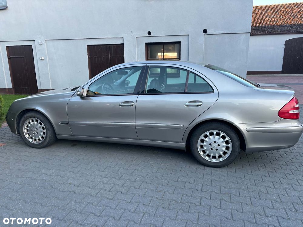 Mercedes-Benz Klasa E - 1