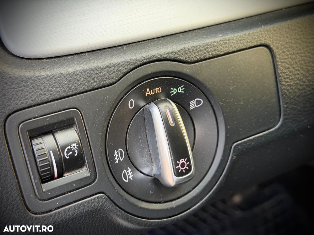 Volkswagen Passat CC 2.0 TDI BMT DSG - 17