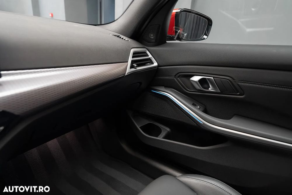 BMW Seria 3 330d xDrive Aut. M Sport - 19