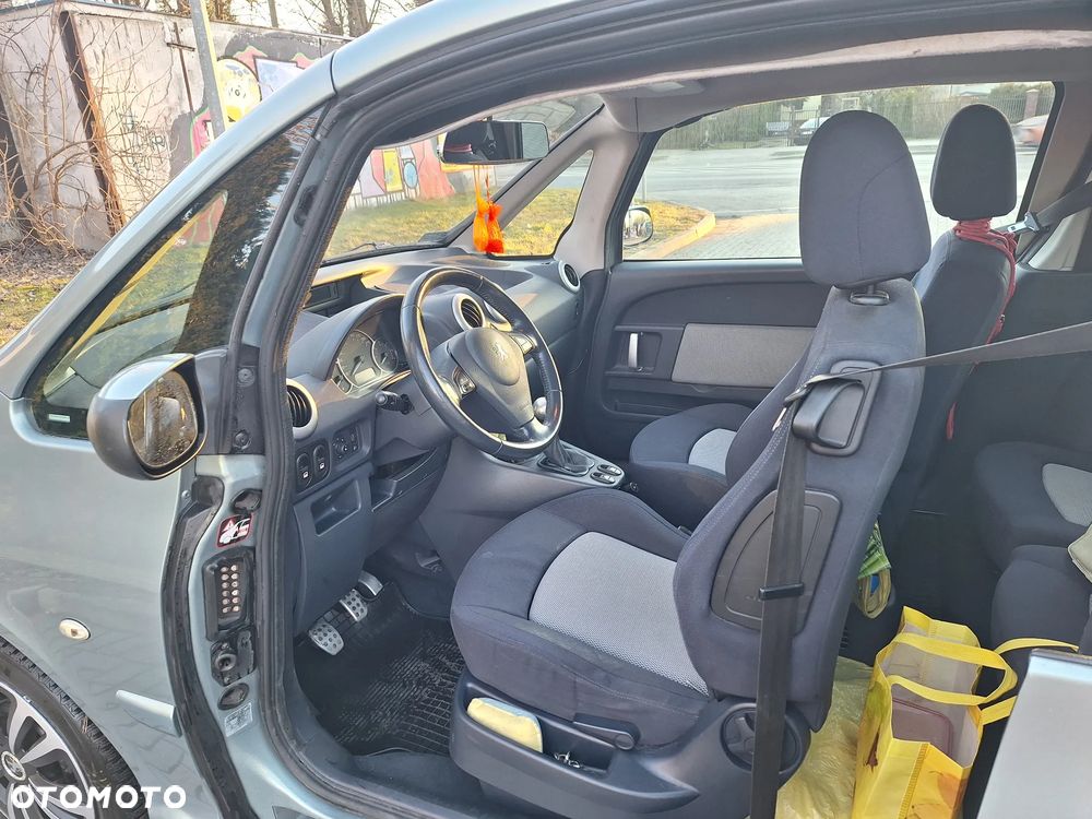 Peugeot 1007 1.4 HDI Trendy - 13
