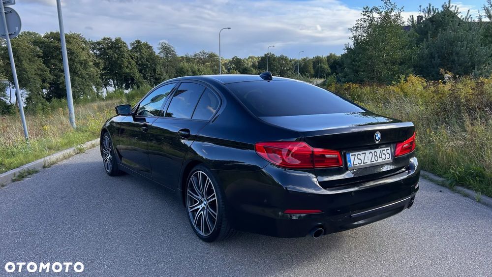 BMW Seria 5 530d xDrive - 4