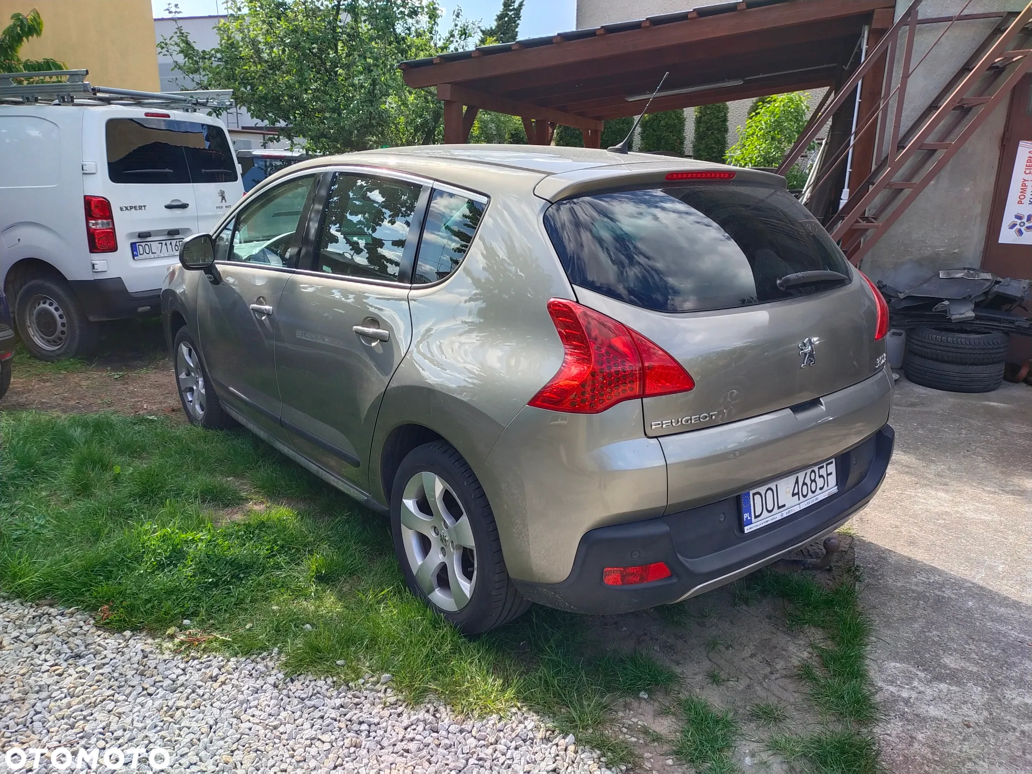 Peugeot 3008 1.6 HDi Premium - 2