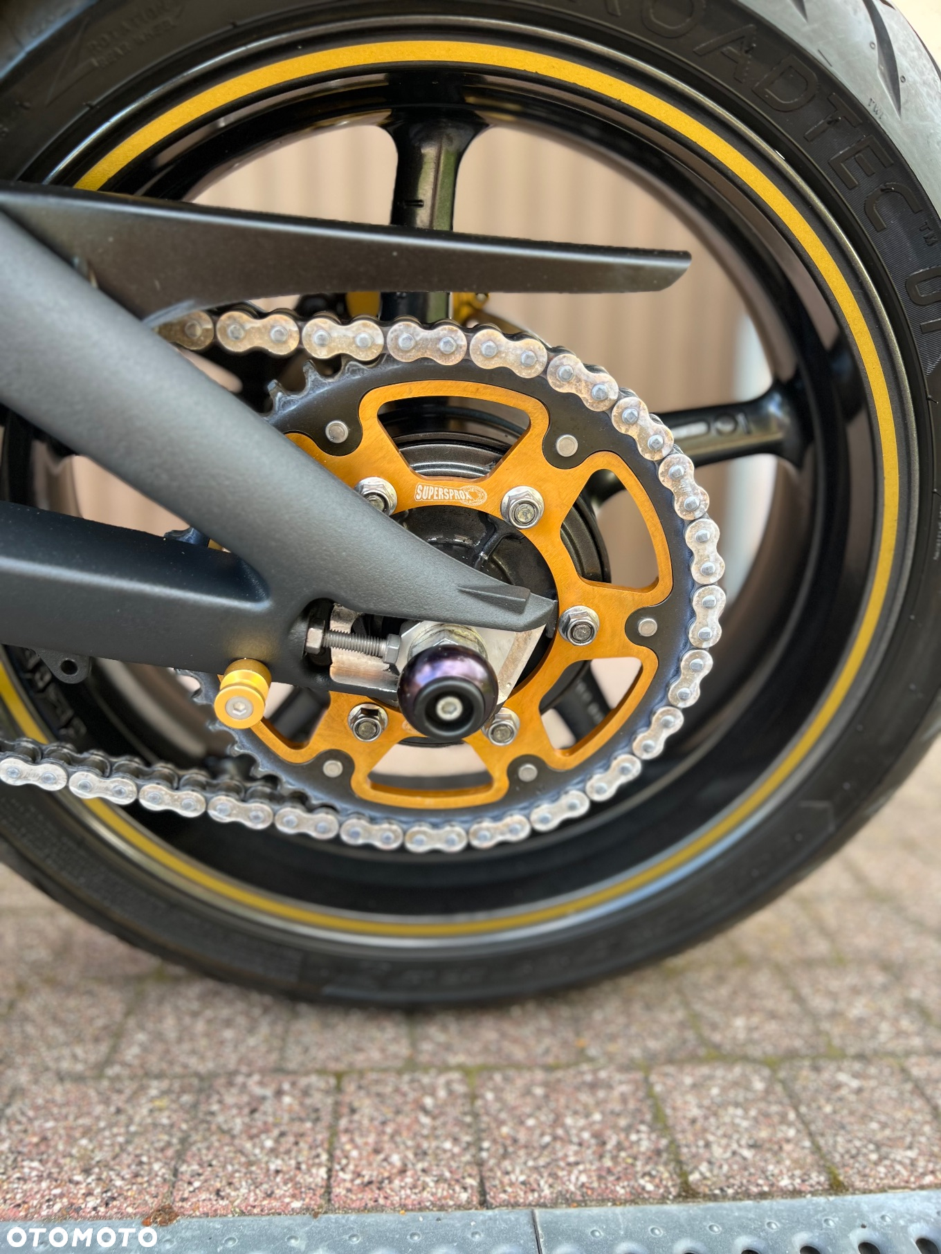Triumph Street Triple - 24