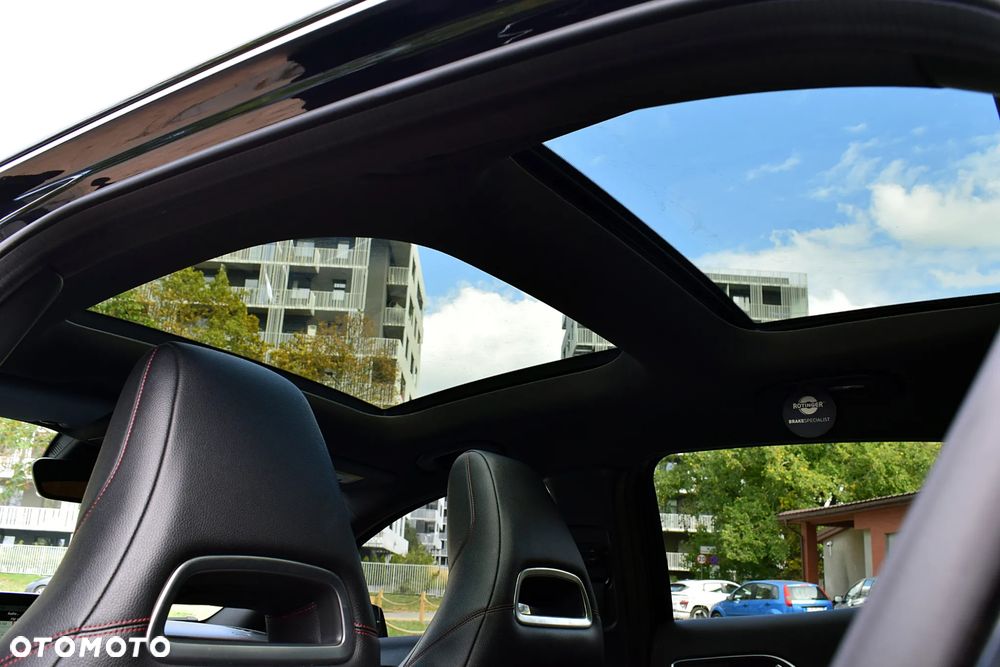 Mercedes-Benz GLA 200 (CDI) d 4Matic 7G-DCT AMG Line - 20