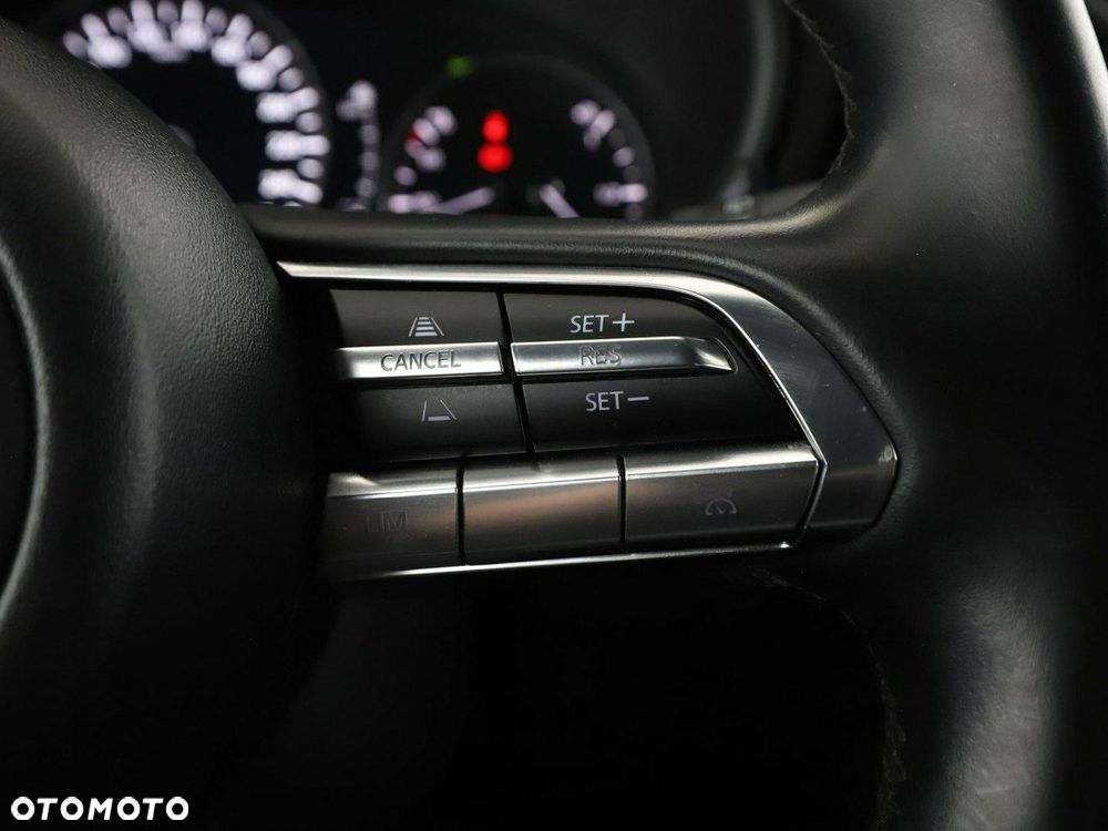 Mazda 3 SKYACTIV-G 2.0 M-Hybrid DRIVE - 31