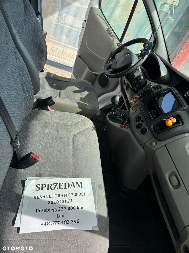 Renault Trafic - 20